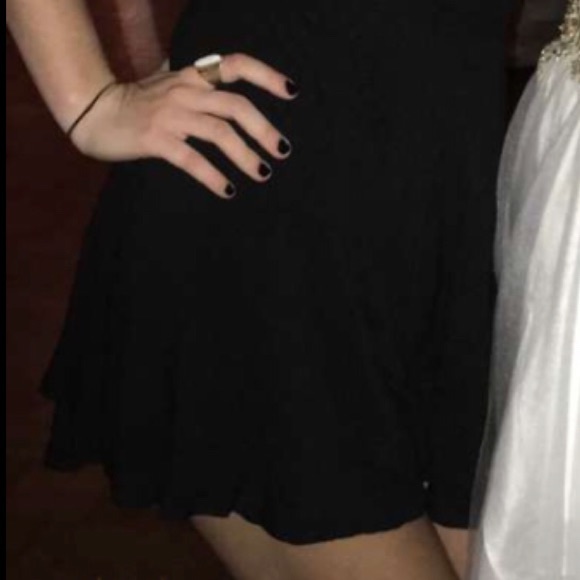 “Sold at home”Black Strappy Romper With embroidered bib UO - Picture 5 of 5